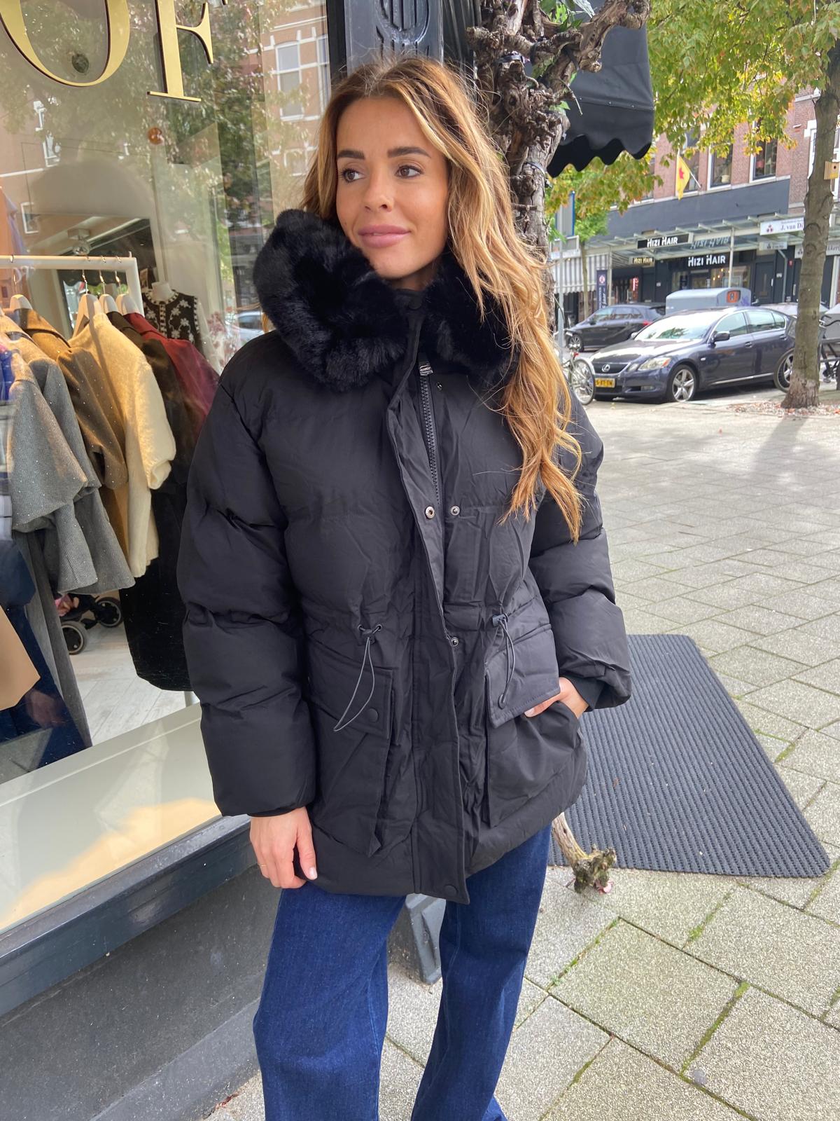 Maud Fake Fur Puffer Black