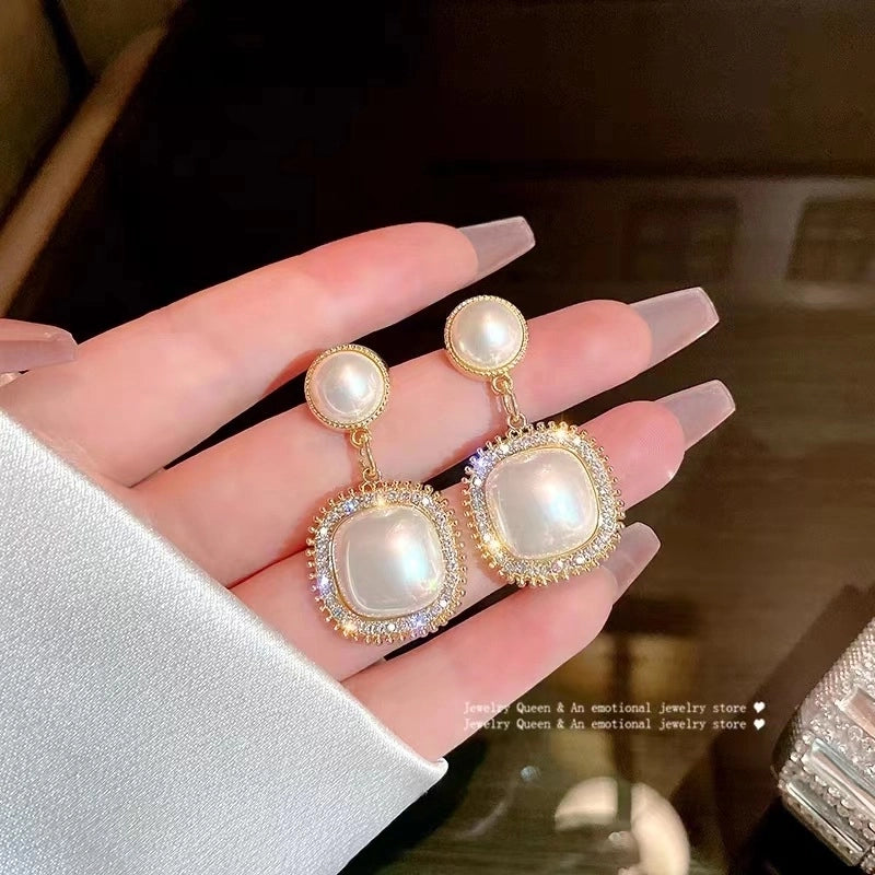 1 Pair Fashion Flower Butterfly Bow Knot Inlay Alloy Artificial Pearls Rhinestones Shell Earrings