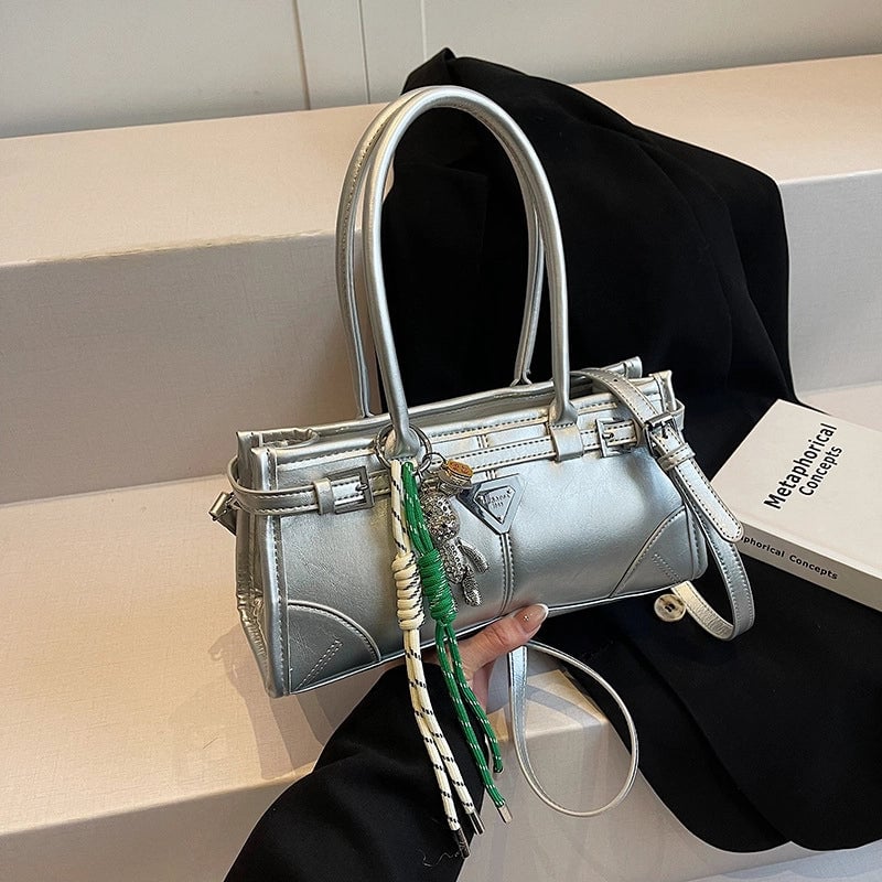 Women's Medium Pu Leather Solid Color Streetwear Sewing Thread Square Zipper Underarm Bag