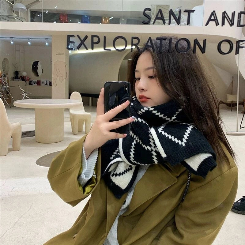 Plaid Scarf Women's  Fashionable Cute Soft Autumn And Winter  Thickened Warm Knitted Wool Scarf