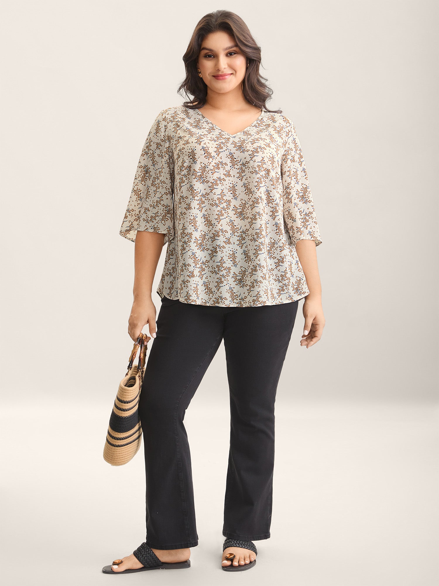 Floral Print Curvy Hem V-Neck Shirt