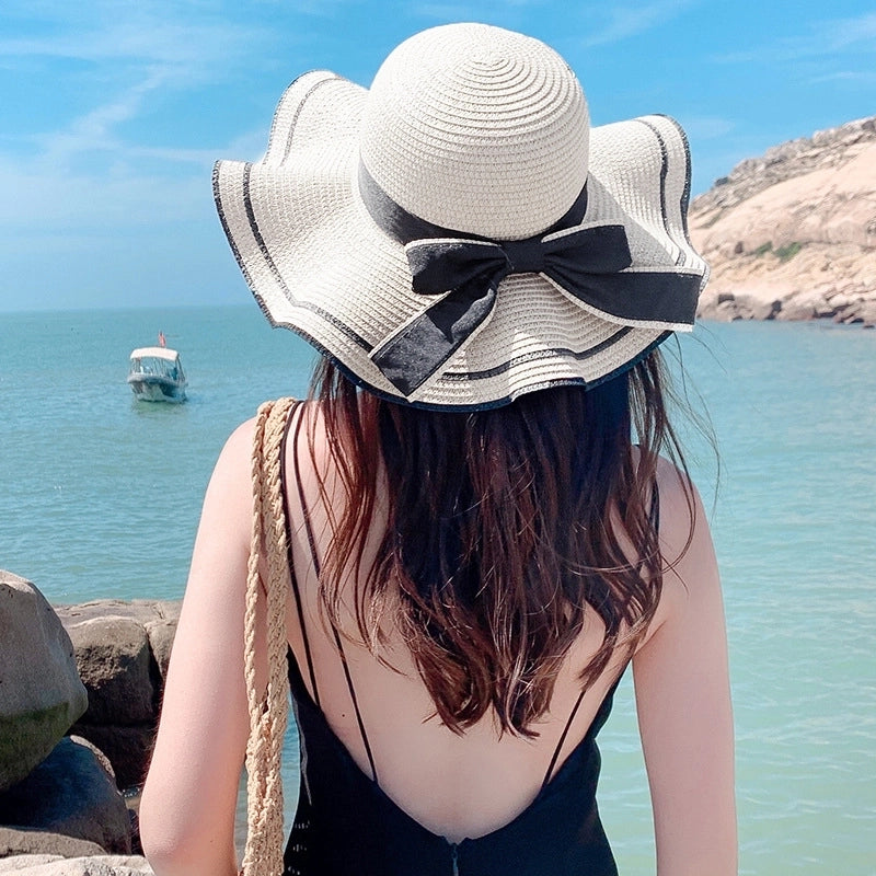 Women's Sweet Pastoral Color Block Bowknot Side Of Fungus Straw Hat