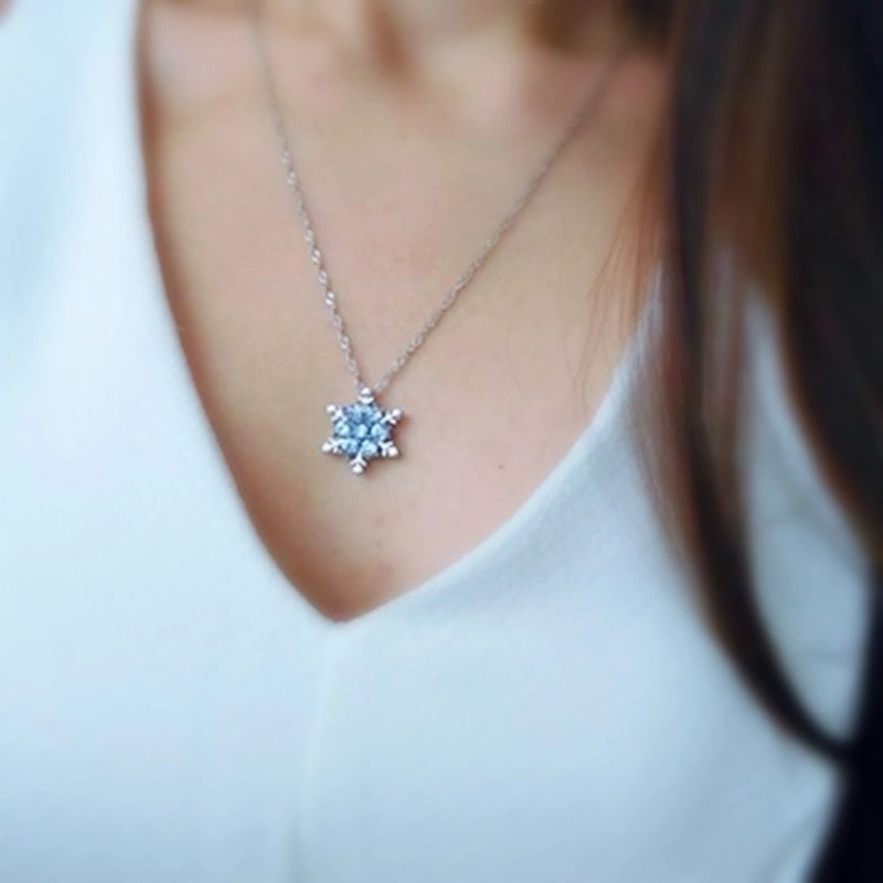 Christmas Series  Style Trendy Snowflake Full Zircon Pendant Crystal Sparkling Necklace Direct Sales