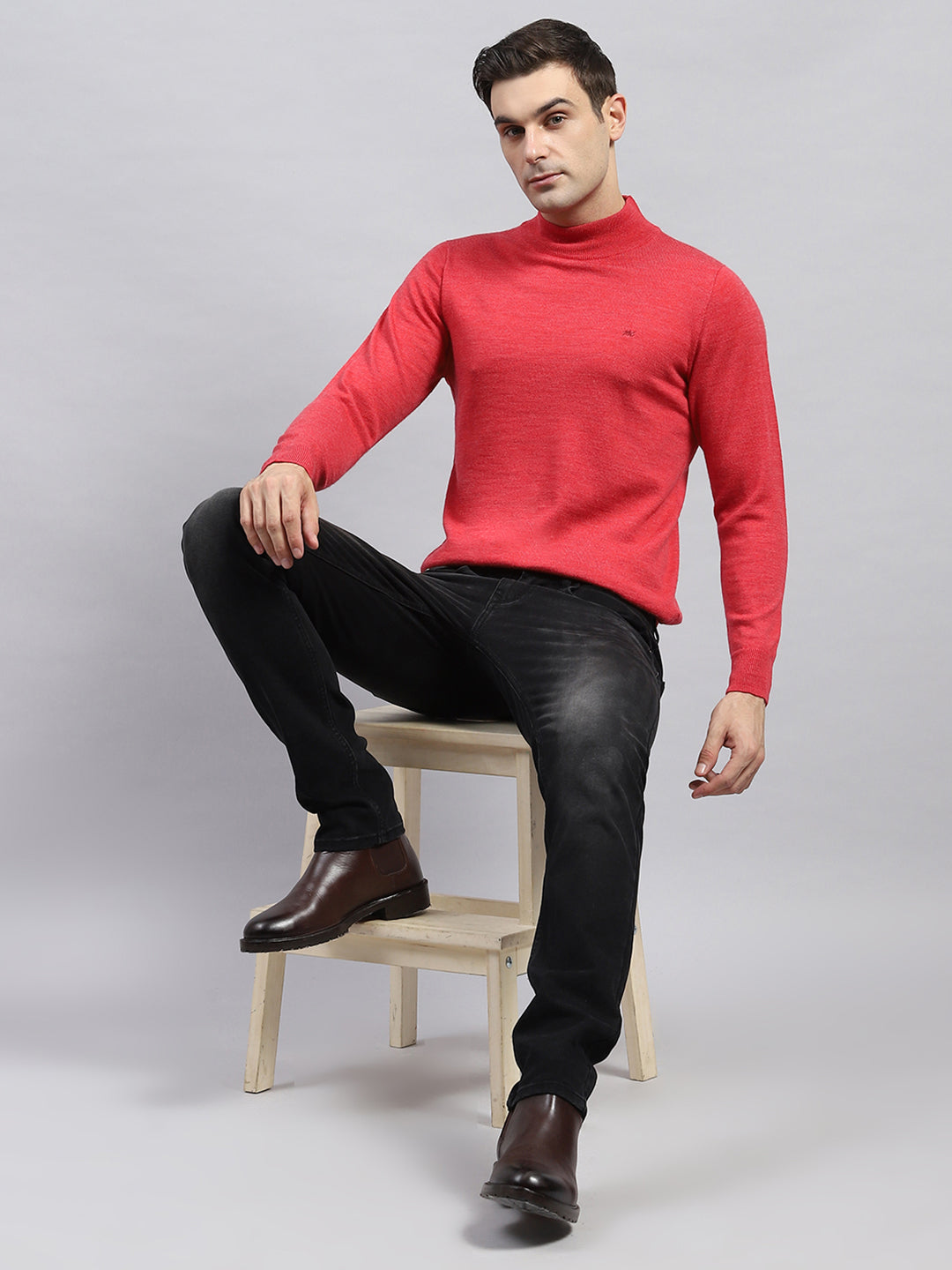 Men Red Solid High Neck Full Sleeve Pullover