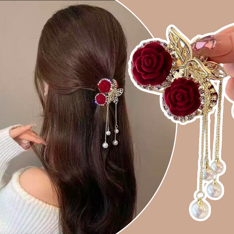 🌹Elegant Velvet Rose Hair Clip with Pearls✨