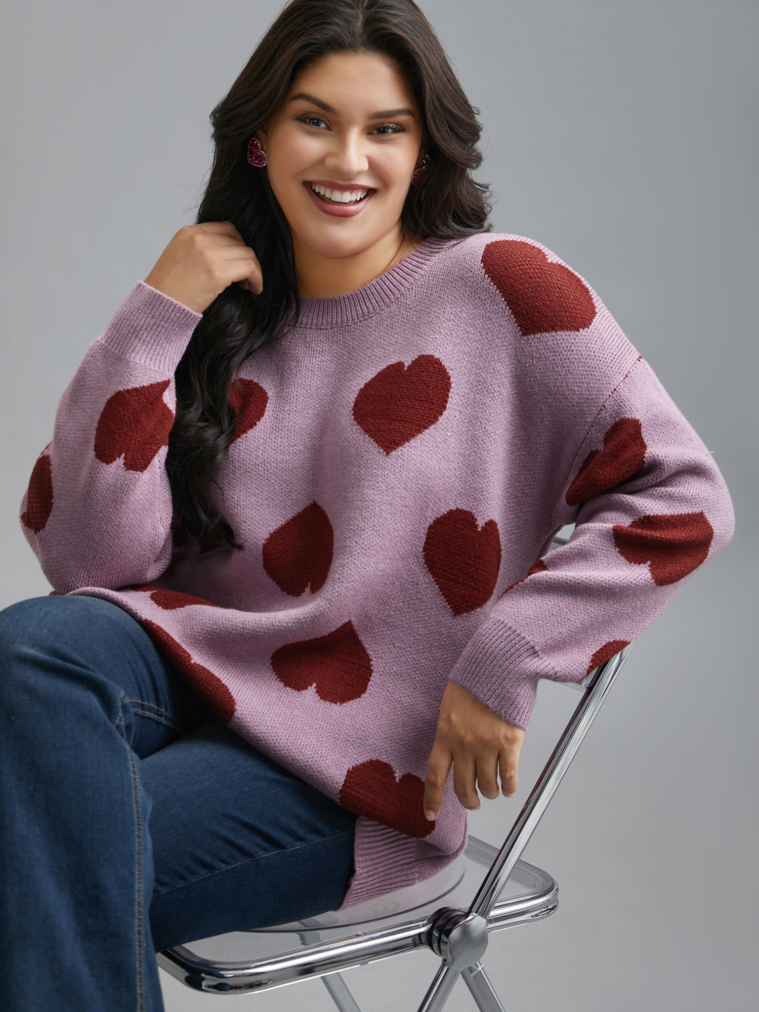 Round Neck Contrast Heart Jacquard Pullover