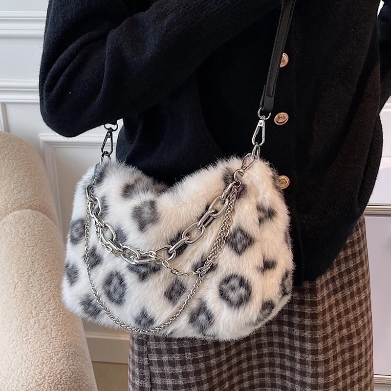 Small Plush Vintage Style Square Bag