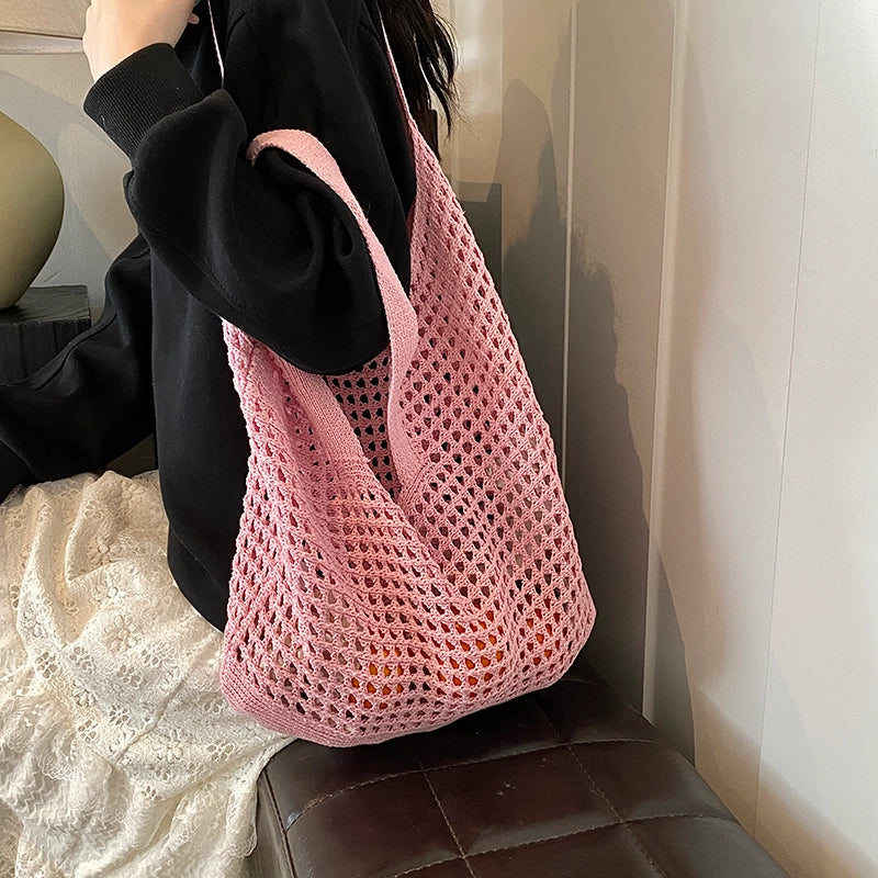 Women's Medium Knit Solid Color Basic Classic Style Hollow Square Open Shoulder Bag