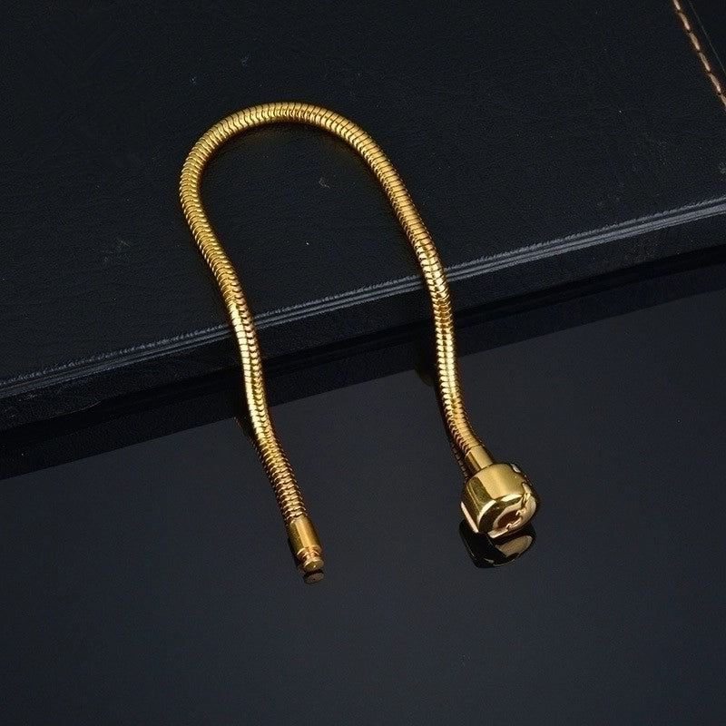 Fashion Geometric 304 Stainless Steel 18K Gold Plated Stainless Steel Bracelets In Bulk