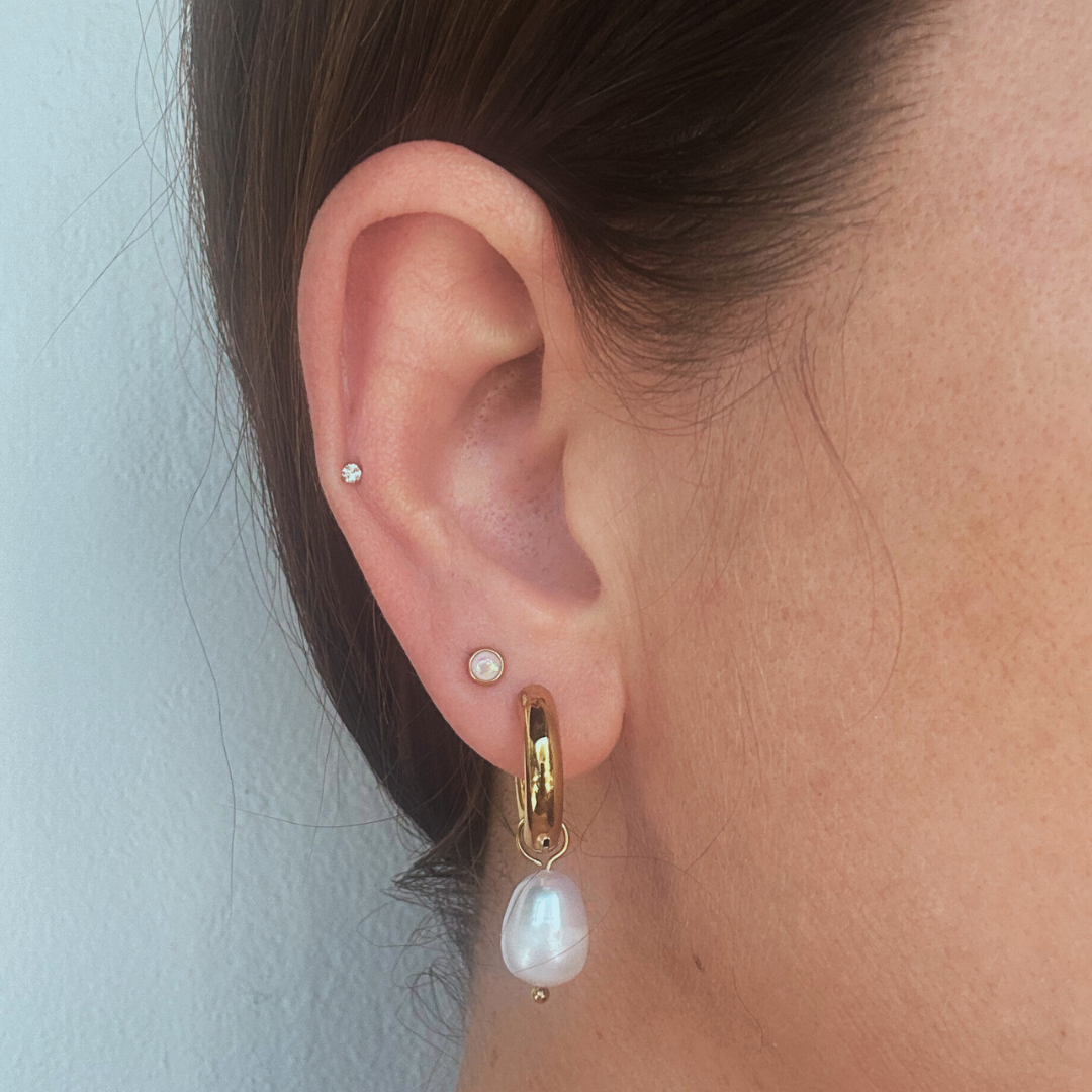 Fresh water chunky drop pearl hoops - Gold