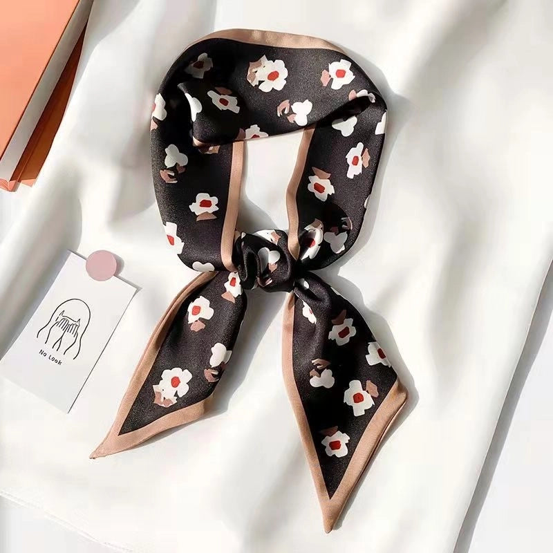 Women's Minimalist Color Block Polyester Printing Silk Scarf