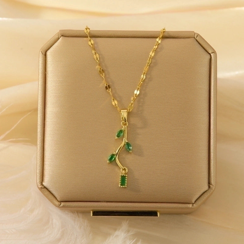 3 Pieces Lady Heart Shape Flower Titanium Steel Plating Inlay Zircon Gold Plated Pendant Necklace