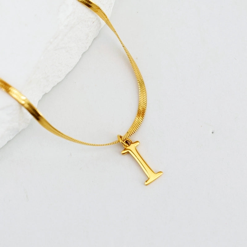 304 Stainless Steel 18K Gold Plated Luxurious Commute Letter Pendant Necklace