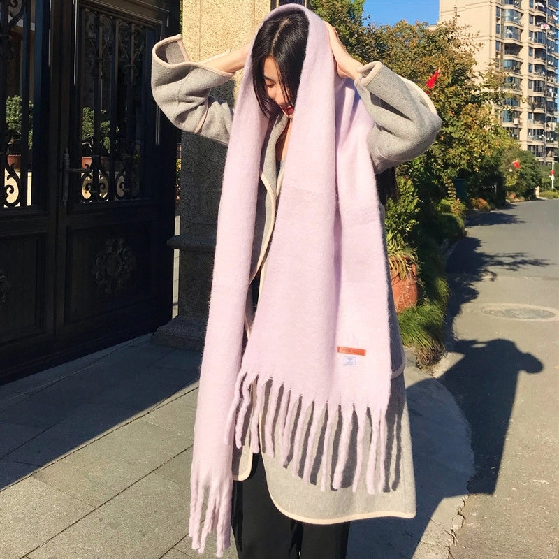 Women's Minimalist Solid Color Polyester Tassel Scarf