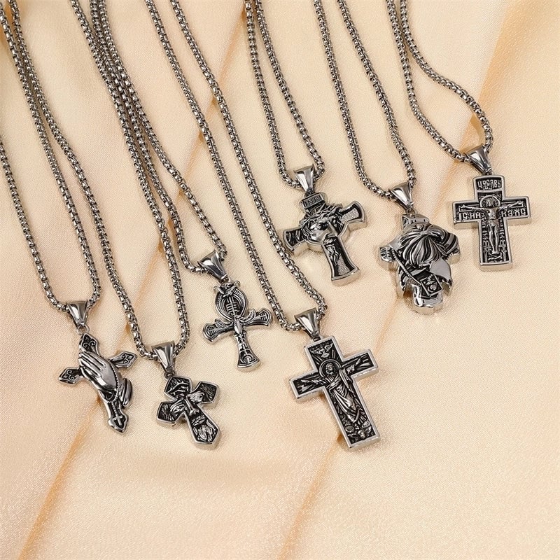 Modern Style Classic Style Portrait Cross Solid Color 304 Stainless Steel 18K Gold Plated Round Pendant Necklace