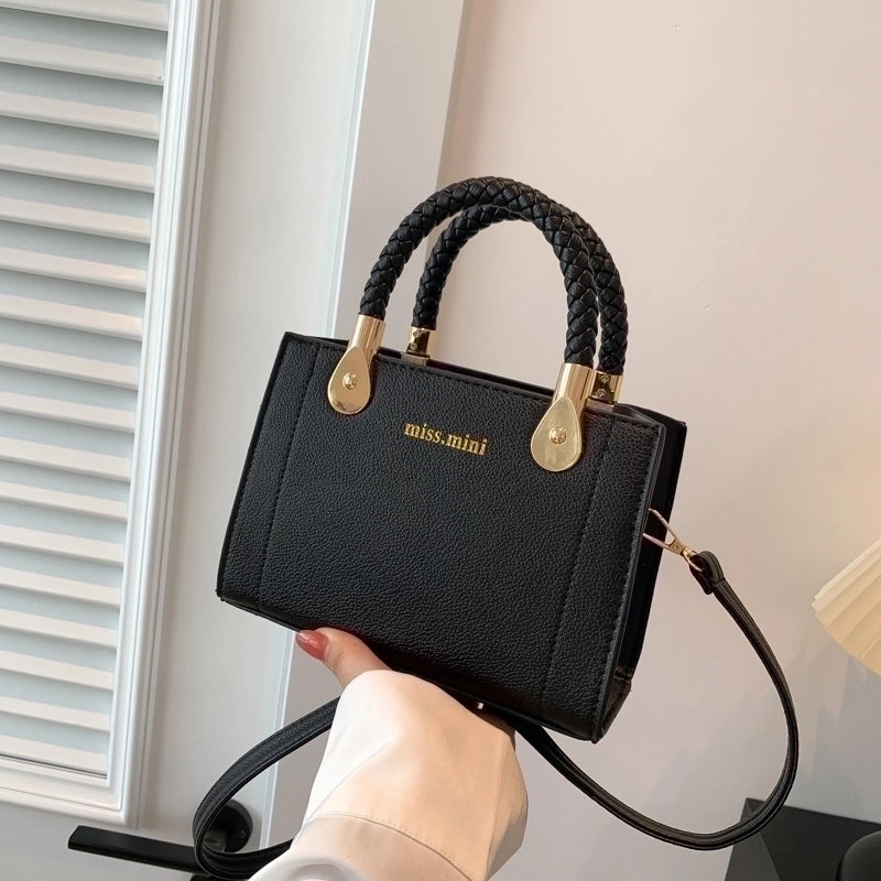 Women's Pu Leather Solid Color Elegant Square Zipper Handbag