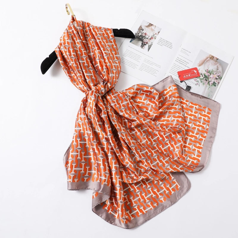 Women's Casual Elegant Wedding Leopard Satin Printing And Dyeing Silk Scarf Hijab