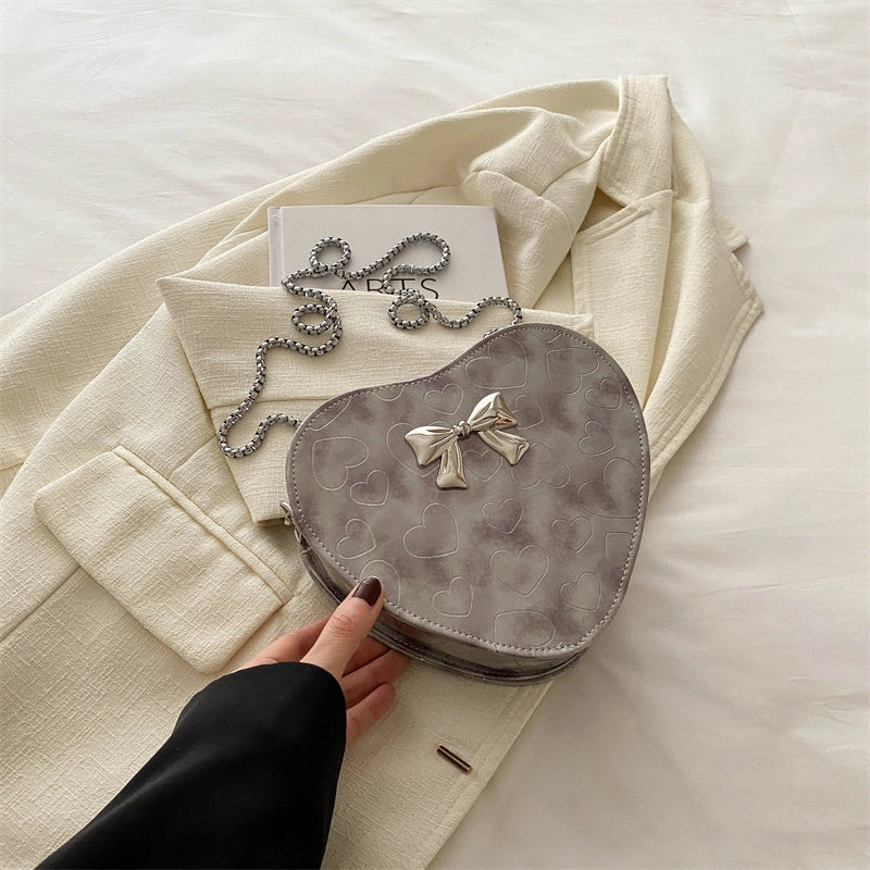 Women's Medium PU Heart Shape Streetwear Heart-shaped Zipper Shoulder Bag