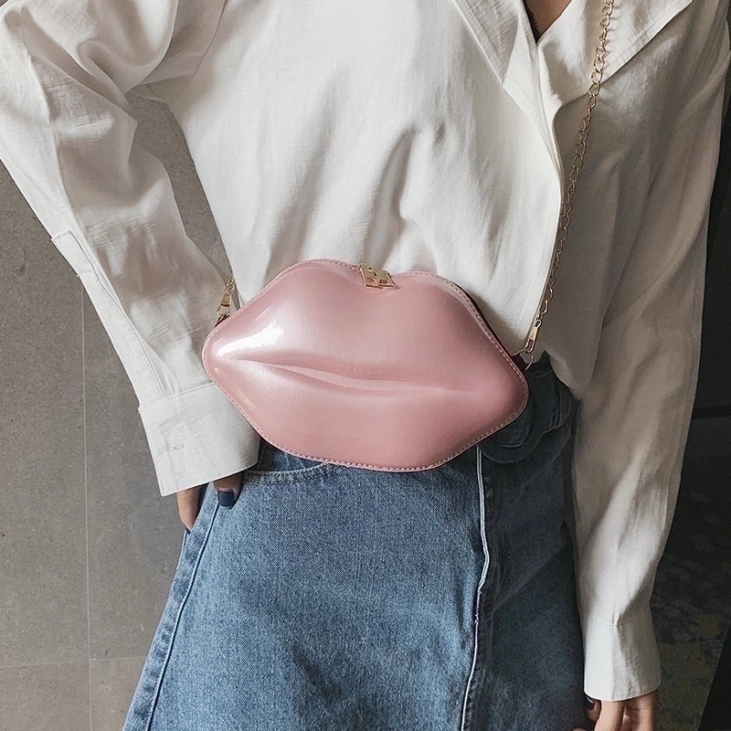 Women's Small Pu Leather Lips Fashion Profiled Zipper Chain Bag
