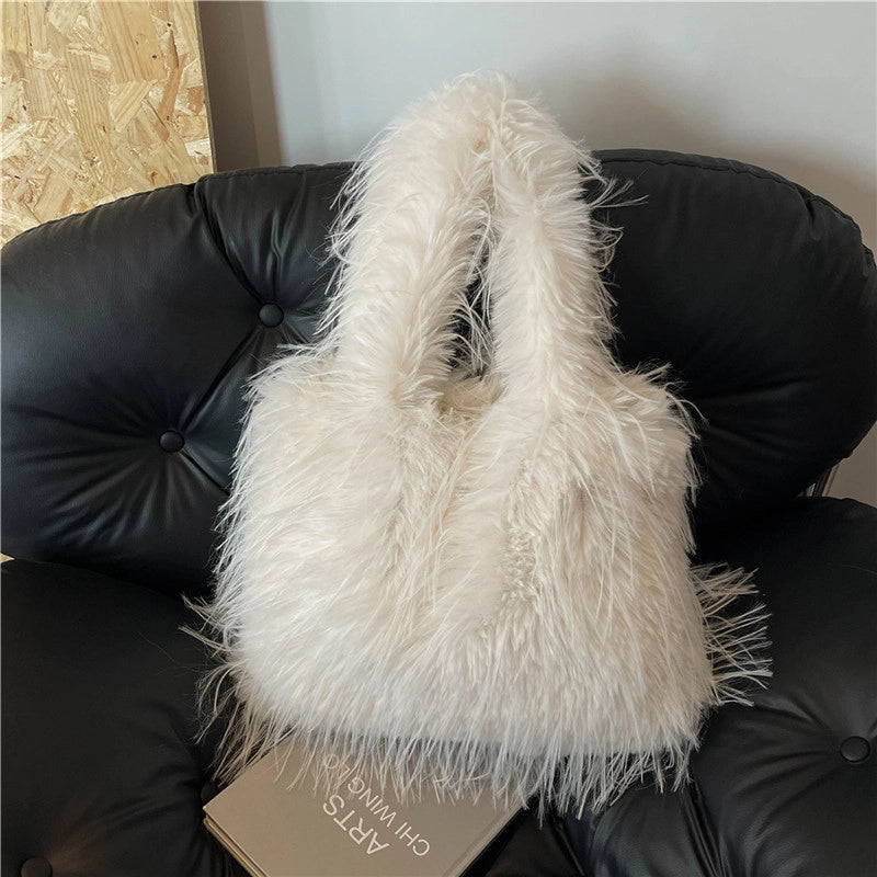 Large Capacity Plush Bag Women's Western Style Tassel Shoulder Bag Tote Bag Furry Bag