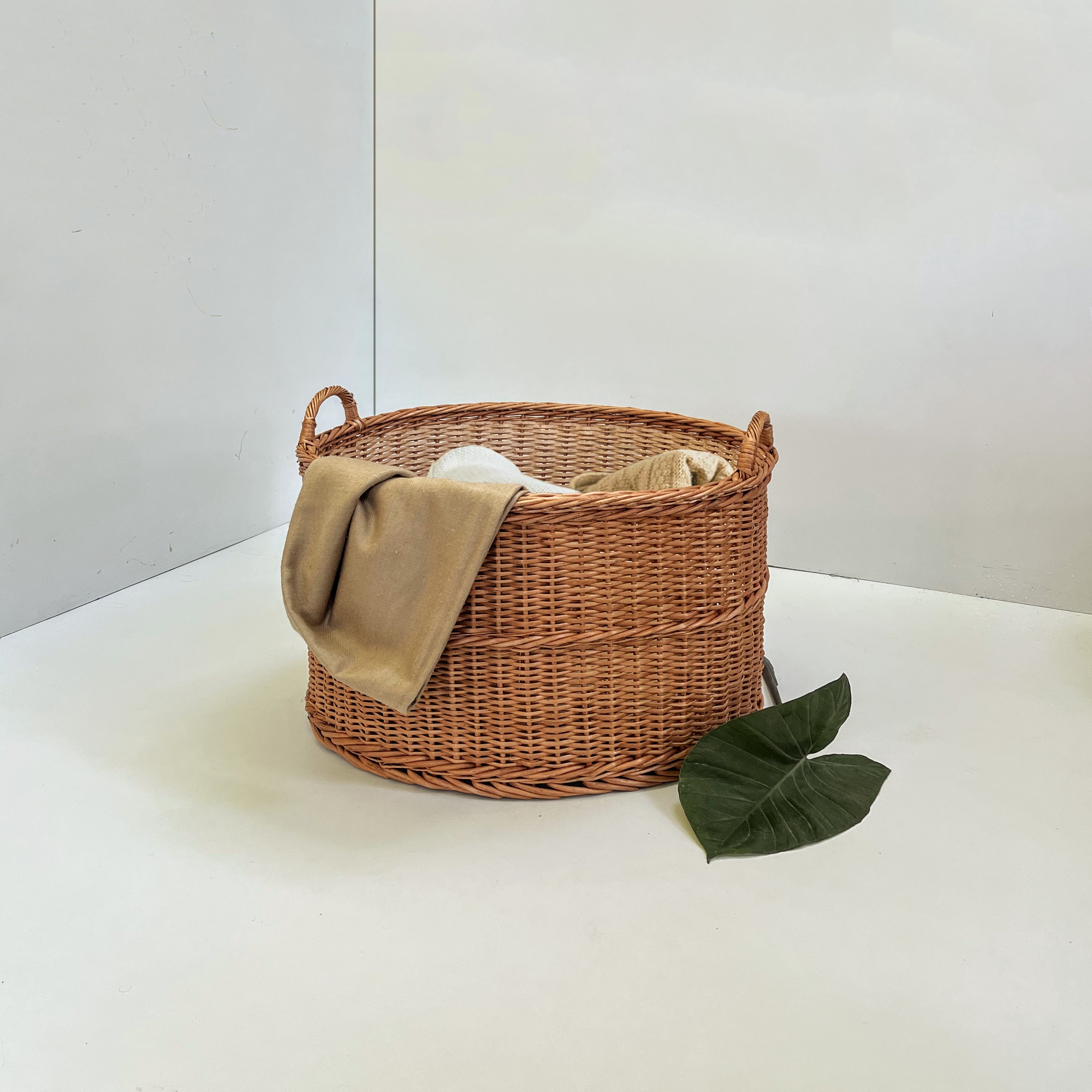 Peony Basket: Wicker Handwoven Storage Basket | Picnic Colourful Cane Basket [30cm/12in(Dia) X 15cm/6(H). 45cm/18in X 20cm/8in(H). 45cm/18in(Dia) X 30cm/12in(H)]