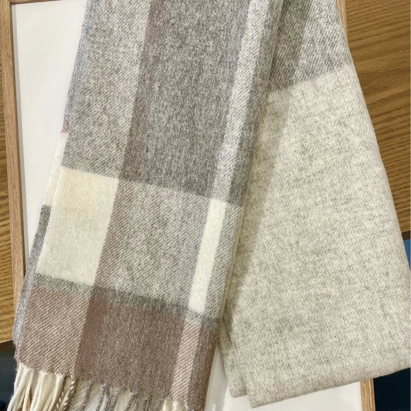 Women's Vintage Style Sweet Minimalist Stripe Plaid Artificial Wool Scarf