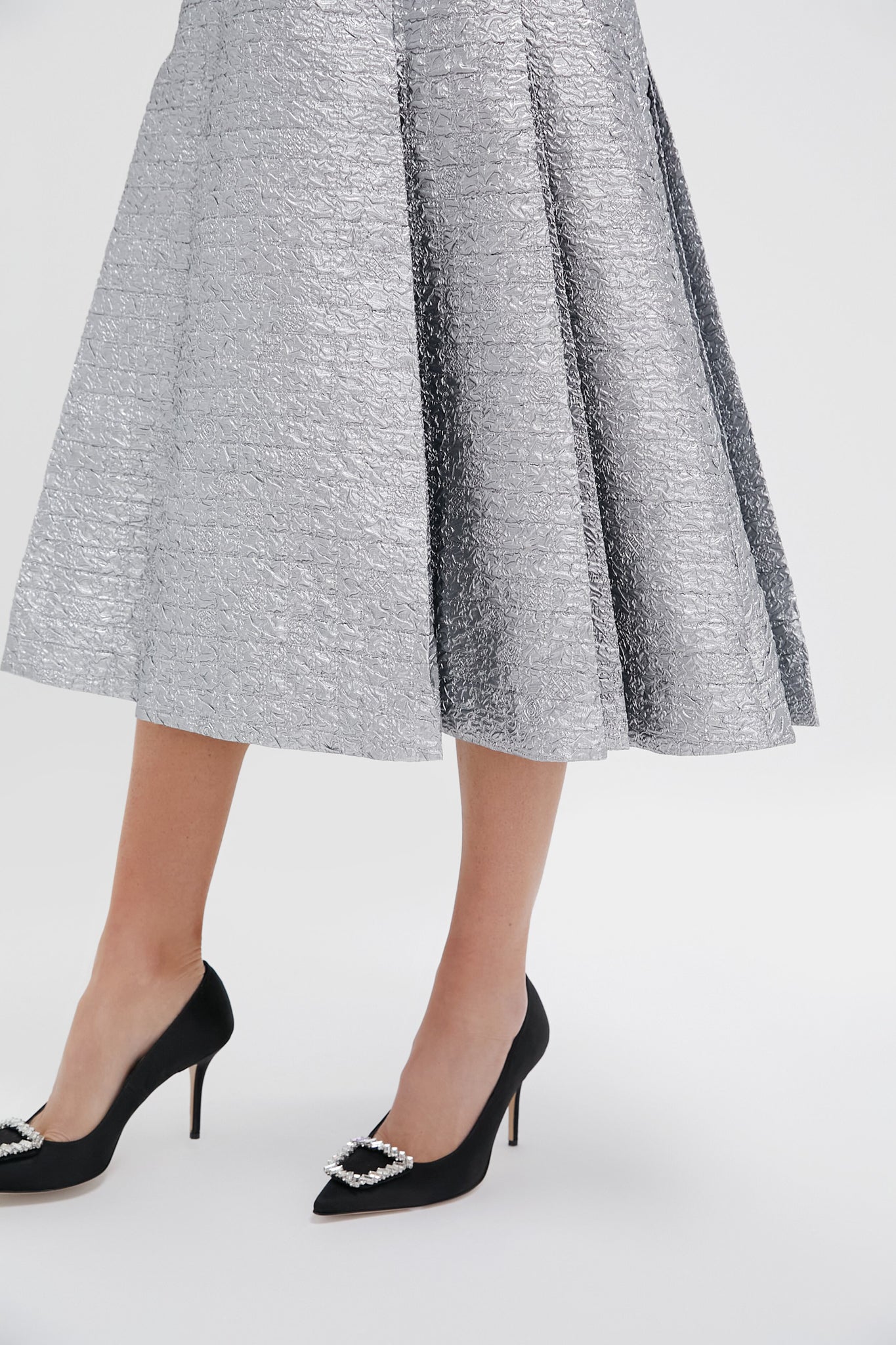 Silver Metallic Seersucker Kensie Skirt