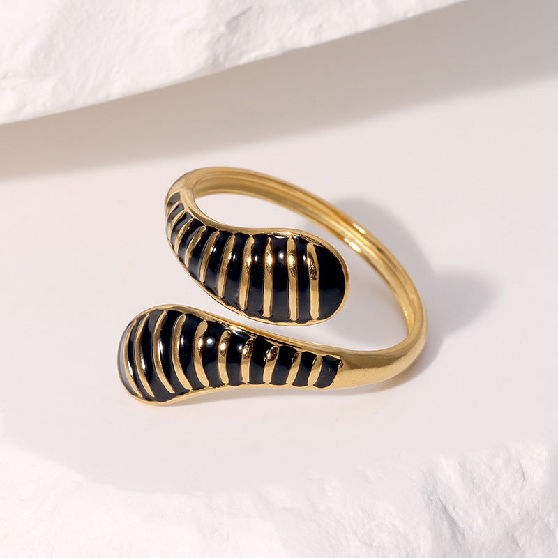 French Retro Teardrop-Shaped Open Ring Niche Vintage Stainless Steel Ring