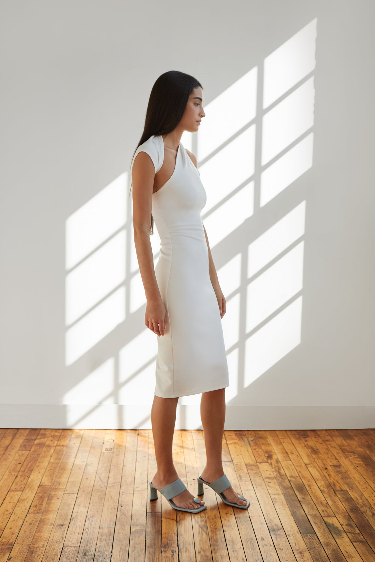 Manhattan Sleeveless Midi Dress