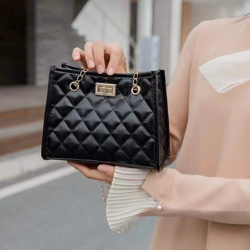 Women's Small All Seasons Pu Leather Fashion Shoulder Bag