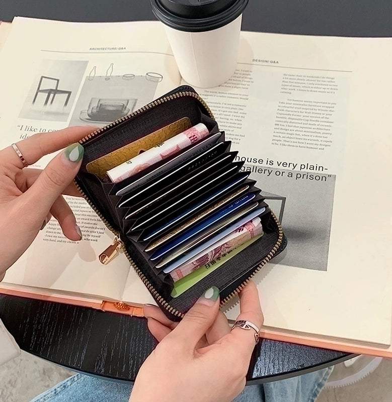Unisex Solid Color Pu Leather Zipper Wallets