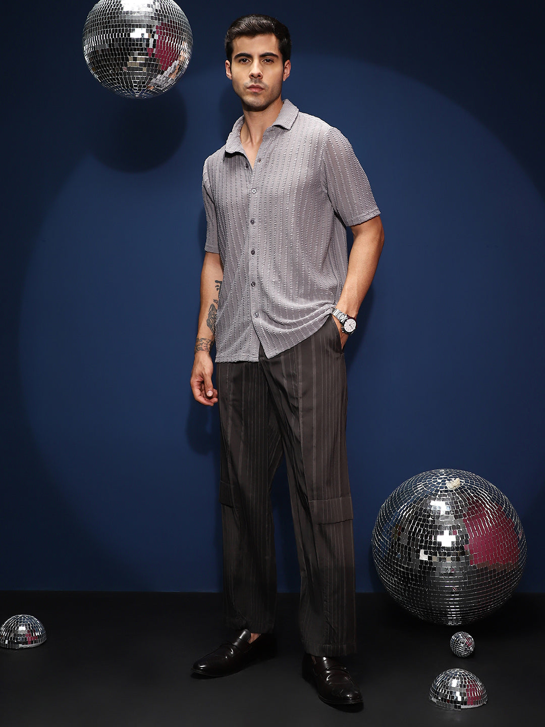 Grid-Tactile Shirt