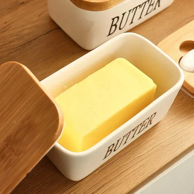 500 ML CERAMIC BUTTER CONTAINER WITH KNIFE BAMBOO LID