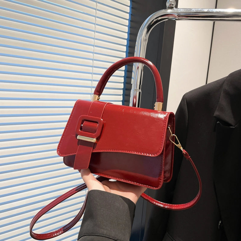 Women's Medium Pu Leather Solid Color Basic Classic Style Square Magnetic Buckle Crossbody Bag