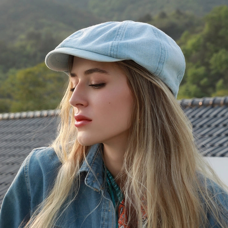 Women's Vintage Style Minimalist Solid Color Short Brim Newsboy Cap