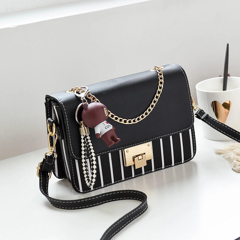 Women's Small All Seasons Pu Leather Streetwear Shoulder Bag