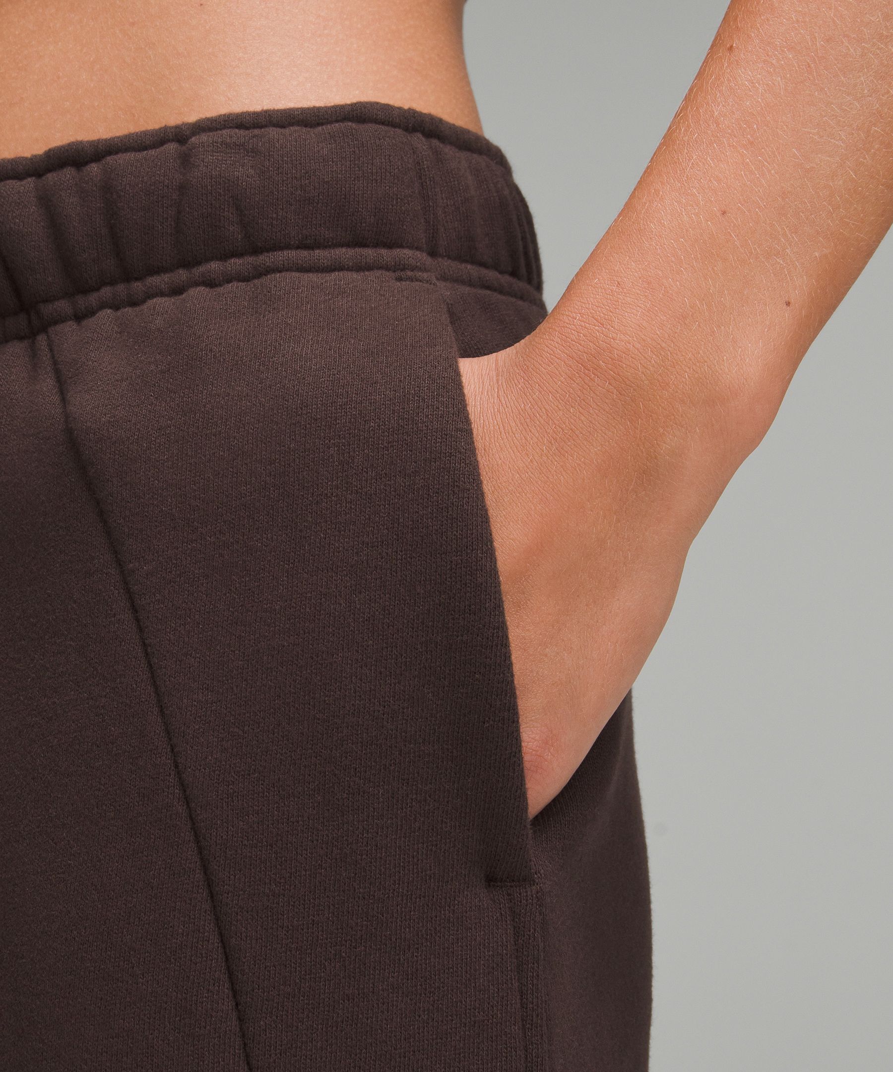 Scuba Mid-Rise Barrel-Leg Pant 7/8 Length