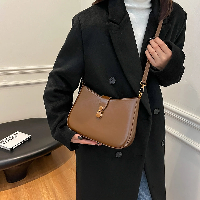 Women's Pu Leather Solid Color Classic Style Streetwear Square Magnetic Buckle