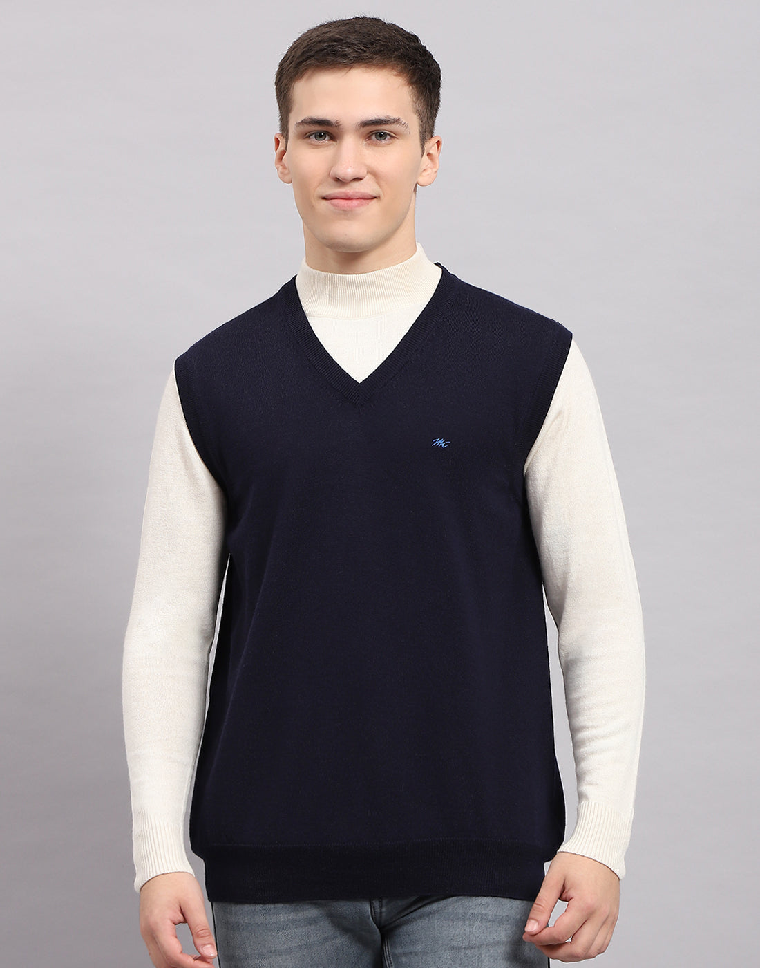 Men Navy Blue Solid V Neck Sleeveless Sweater