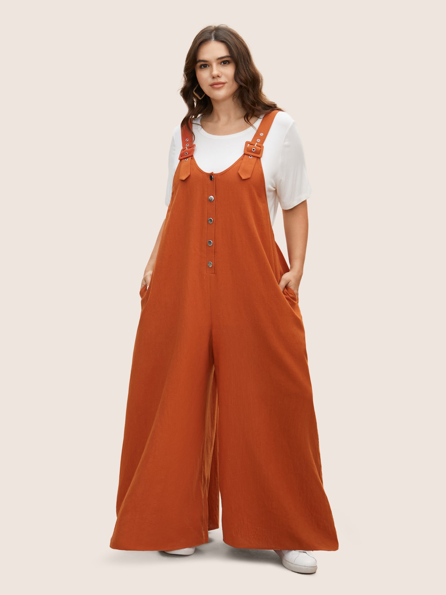 Solid U Neck Metal Detail Jumpsuit
