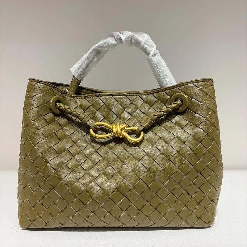Women's Pu Leather Solid Color Classic Style Weave Square Magnetic Buckle Shoulder Bag