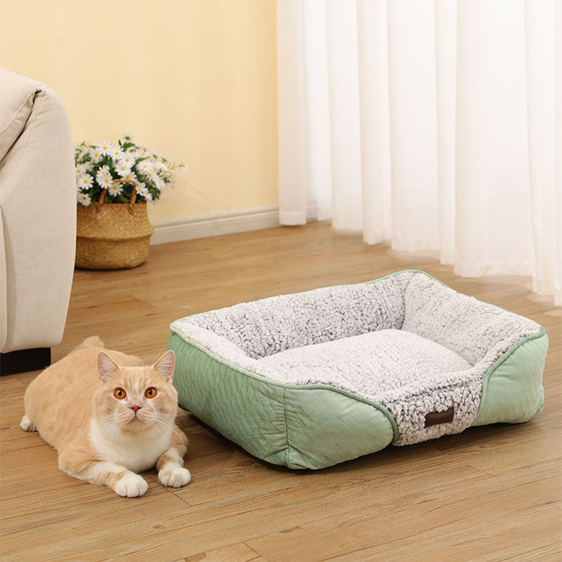 Cosy Sherpa Fleece Enclosed Cat House & Square Dog Bed