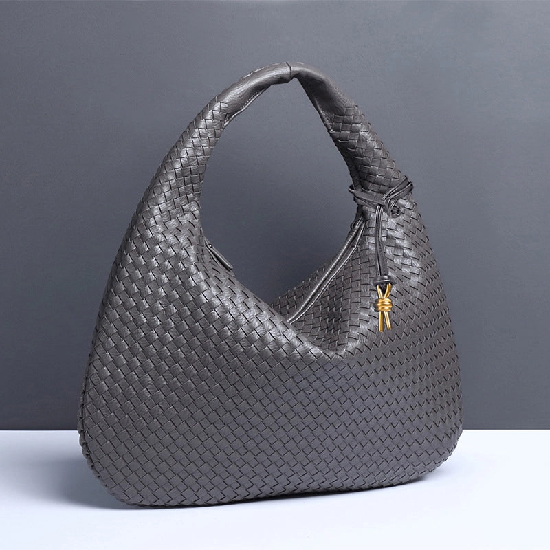 Woven Women's Bag New Fashion Large Capacity Handbag Korean Commuter Leisure Manufacturers Fashion Shoulder Bag