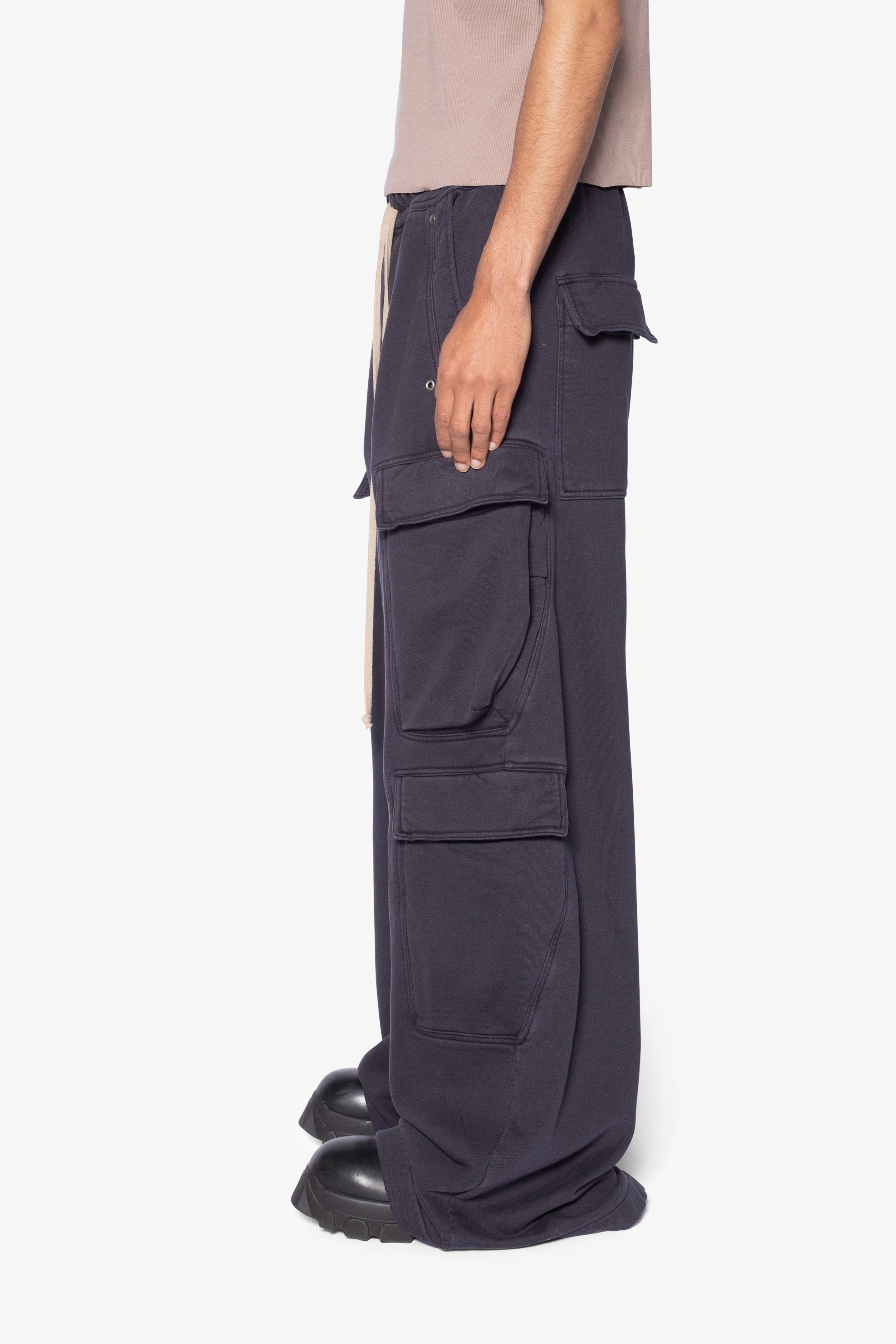 Rave Double Cargo Sweatpants - Washed Black