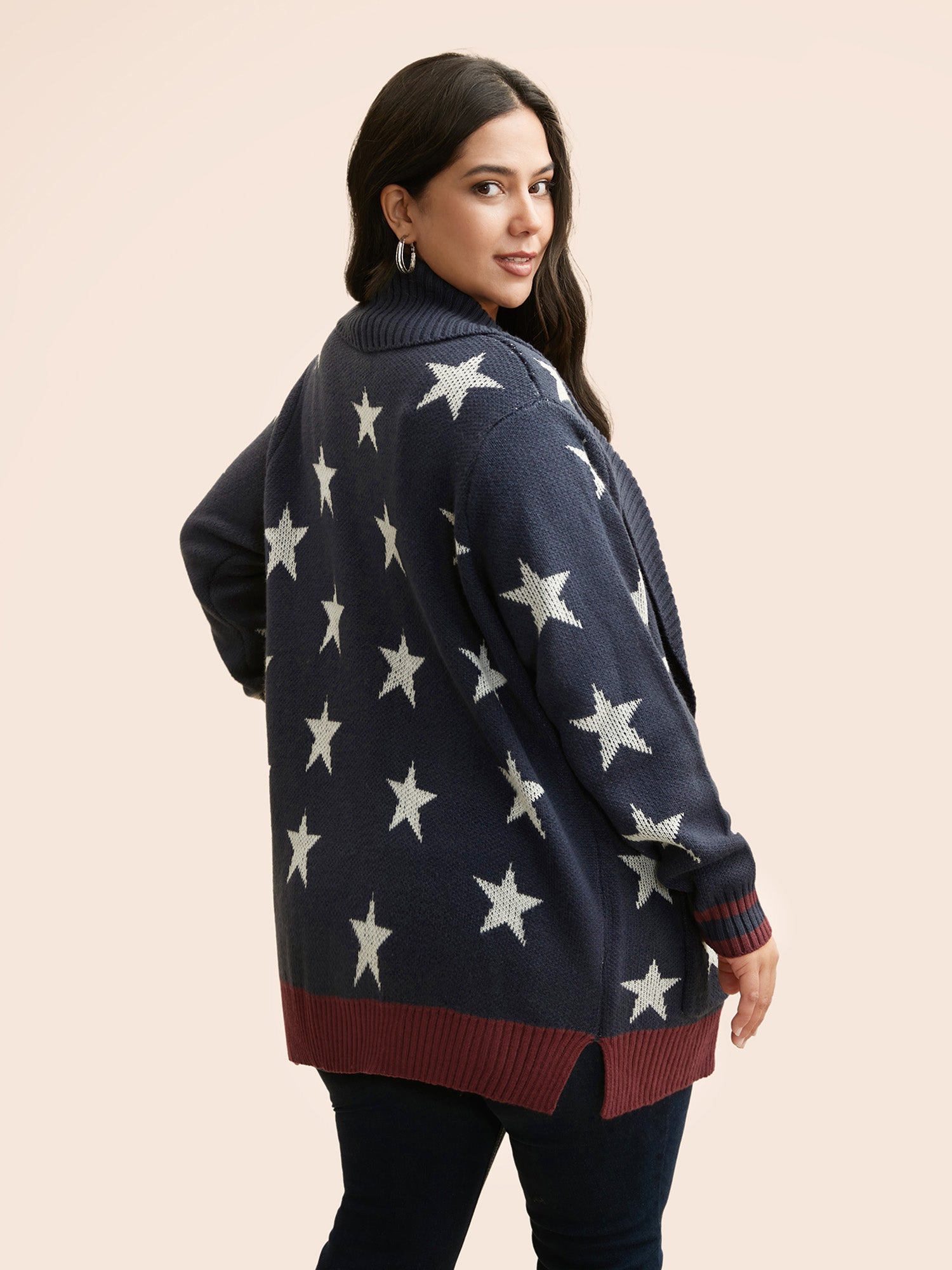 Star Contrast Patched Pocket Cardigan