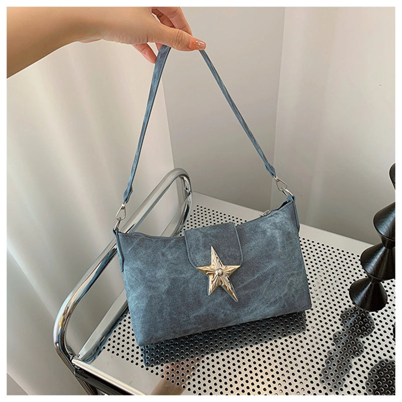 Women's Medium Pu Leather Solid Color Streetwear Square Magnetic Buckle Underarm Bag