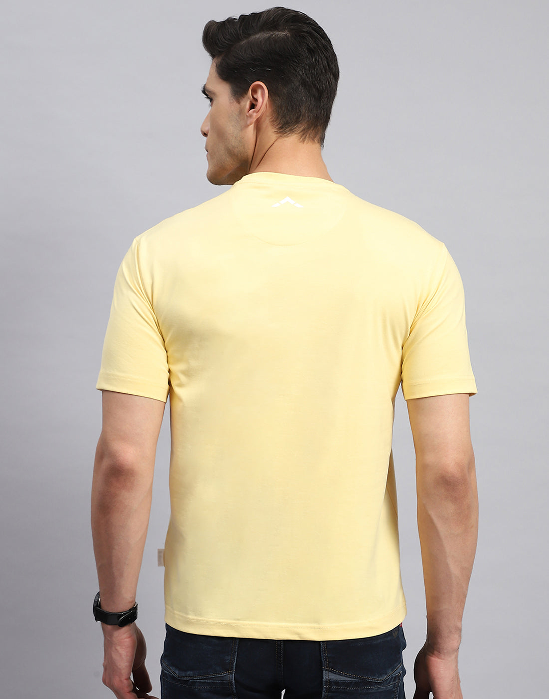 Men Yellow Printed Round Neck Half Sleeve T-Shirt