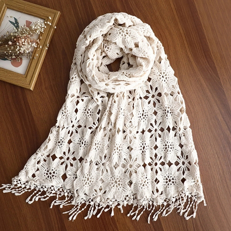 Autumn New Vintage Knitted Cotton Vintage Artistic Crochet Hollow Tassel Design Age-reducing Long Scarf For Women
