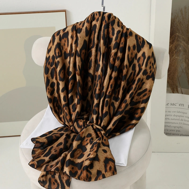 Women's Casual Elegant Printing Rose Satin Printing And Dyeing Printing Floral Silk Scarf Scarf