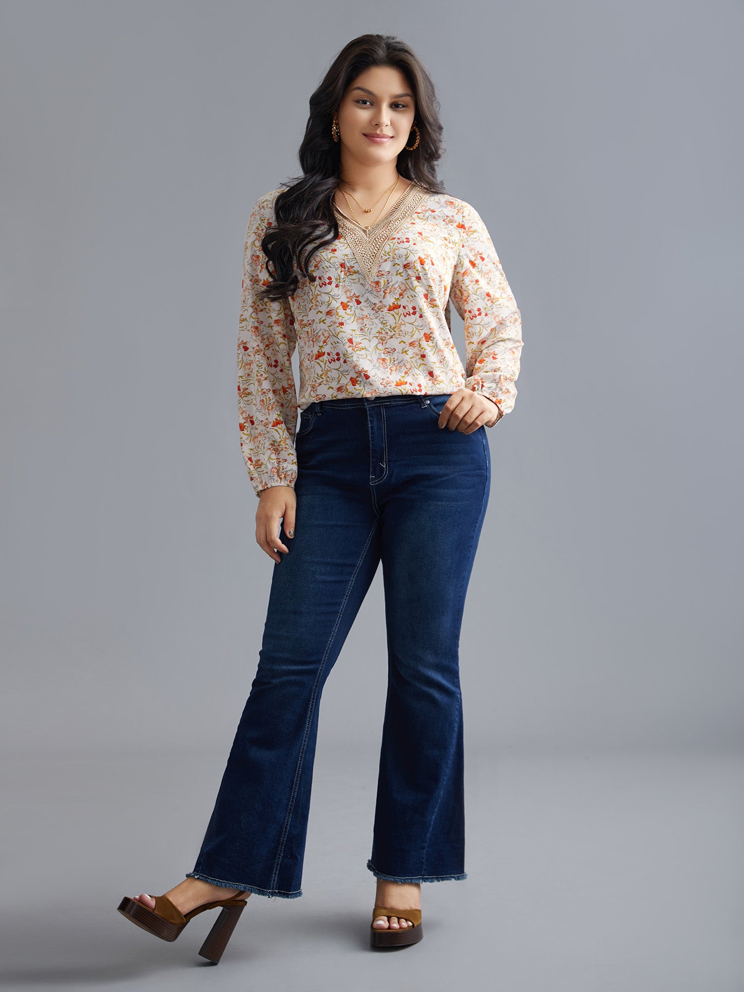 V Neck Ditsy Floral Contrast Webbing Blouse